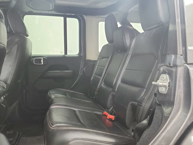 Used 2018 Jeep Wrangler Unlimited Sahara AWD/4WD image 10
