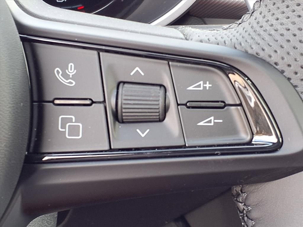 New 2026 Alfa Romeo Stelvio Sprint w/ Convenience Package image 19