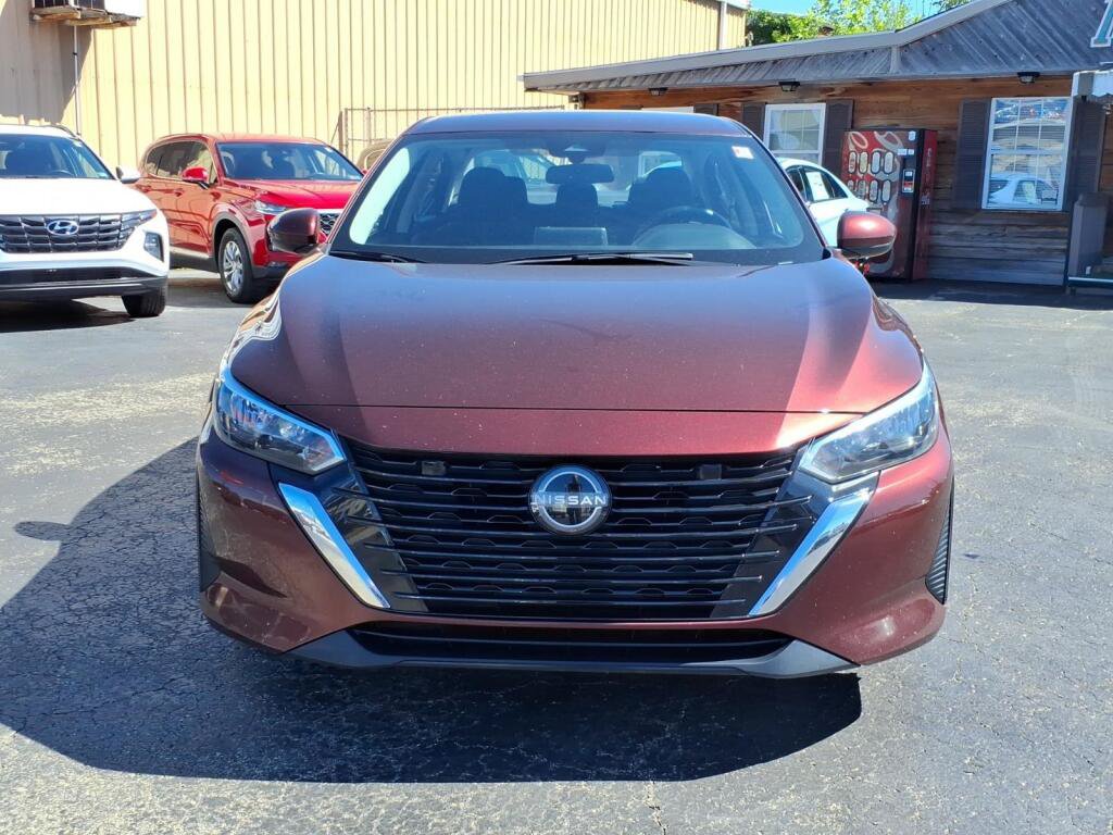Used 2024 Nissan Sentra SV FWD image 5