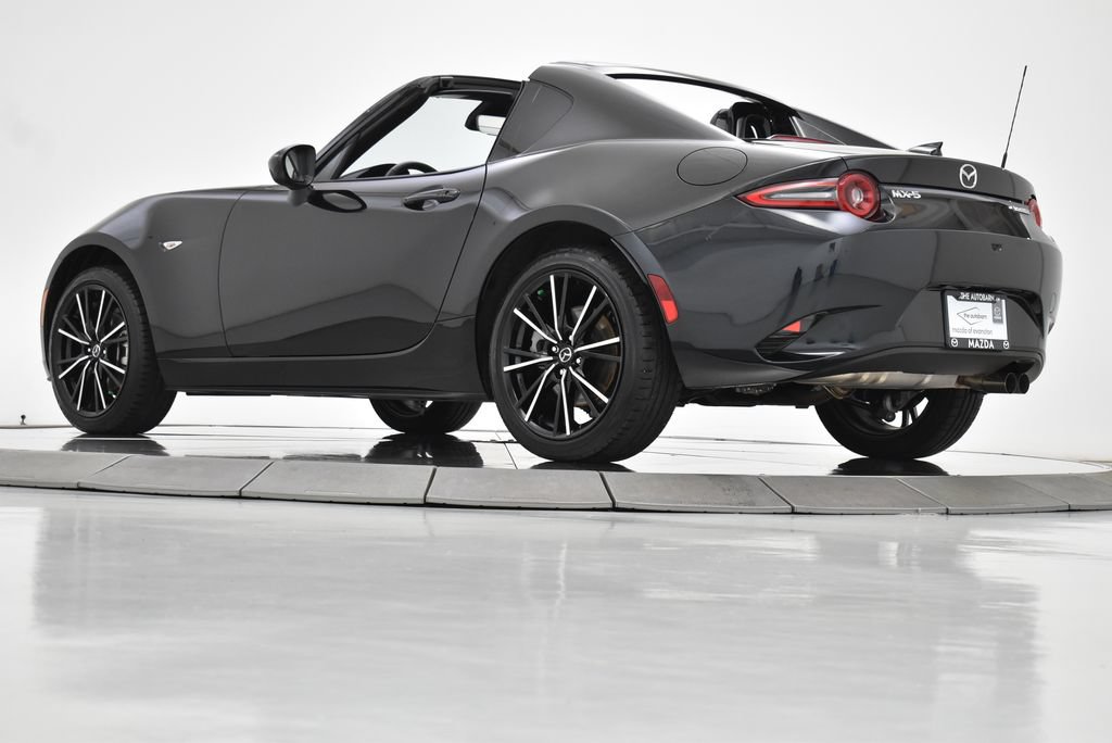 Used 2025 MAZDA MX-5 Miata RF Grand Touring RWD image 18