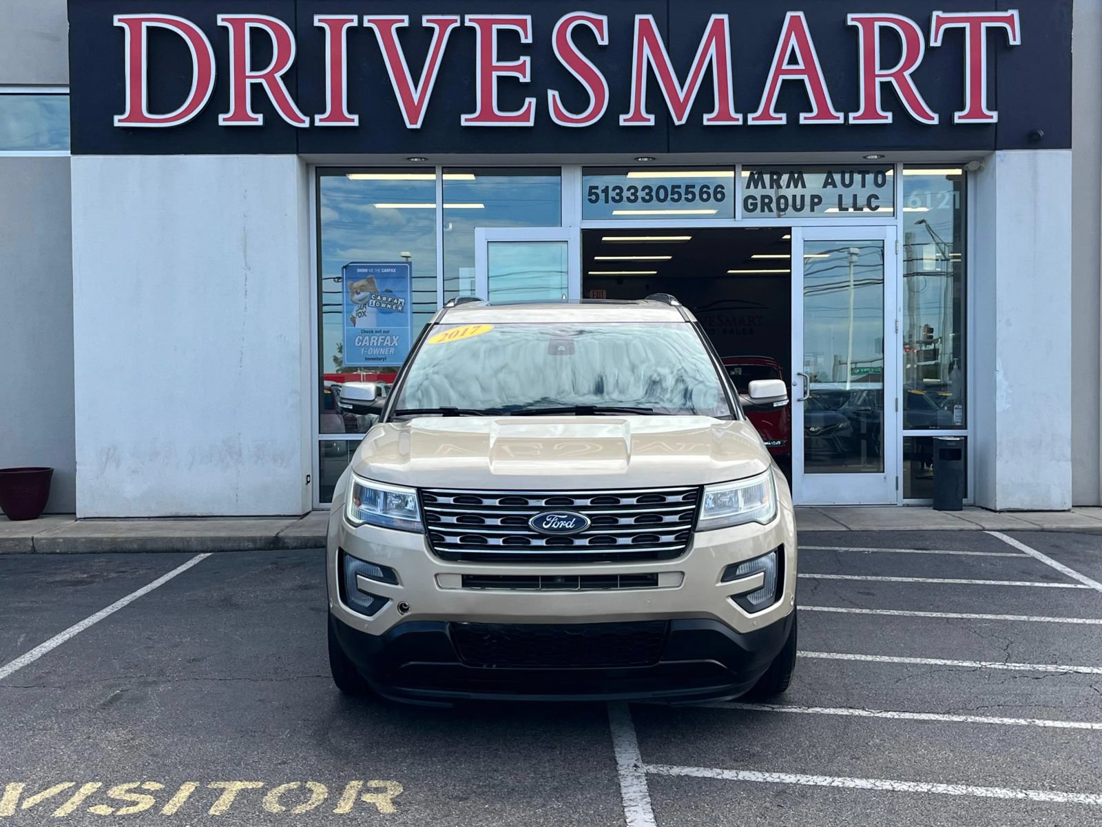 Used 2017 Ford Explorer Limited w/ Equipment Group 301A AWD/4WD image 4