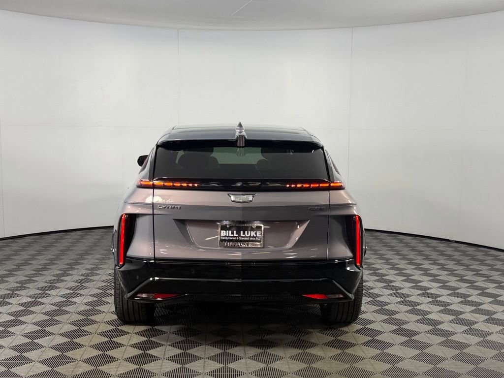 Used 2024 Cadillac Lyriq Sport RWD image 9