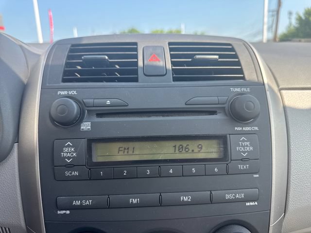 Used 2009 Toyota Corolla FWD image 19