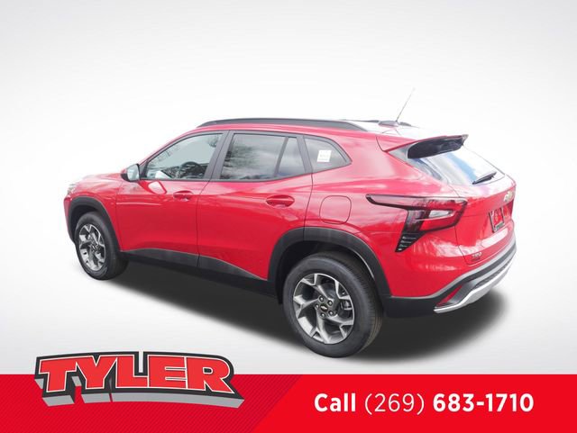 New 2026 Chevrolet Trax LT w/ Driver Confidence Package FWD image 5