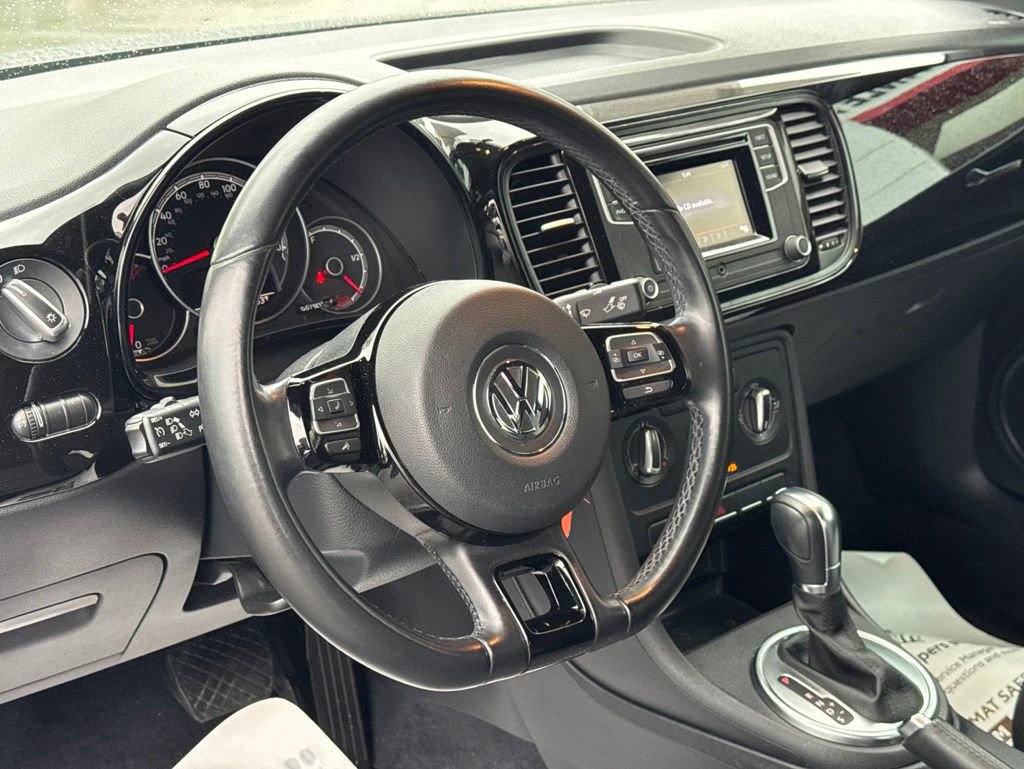 Used 2018 Volkswagen Beetle 2.0T S FWD image 13