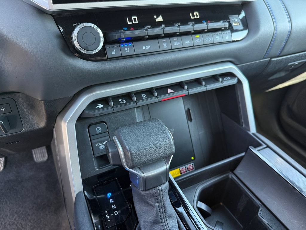 Used 2025 Toyota Tundra Platinum AWD/4WD image 19