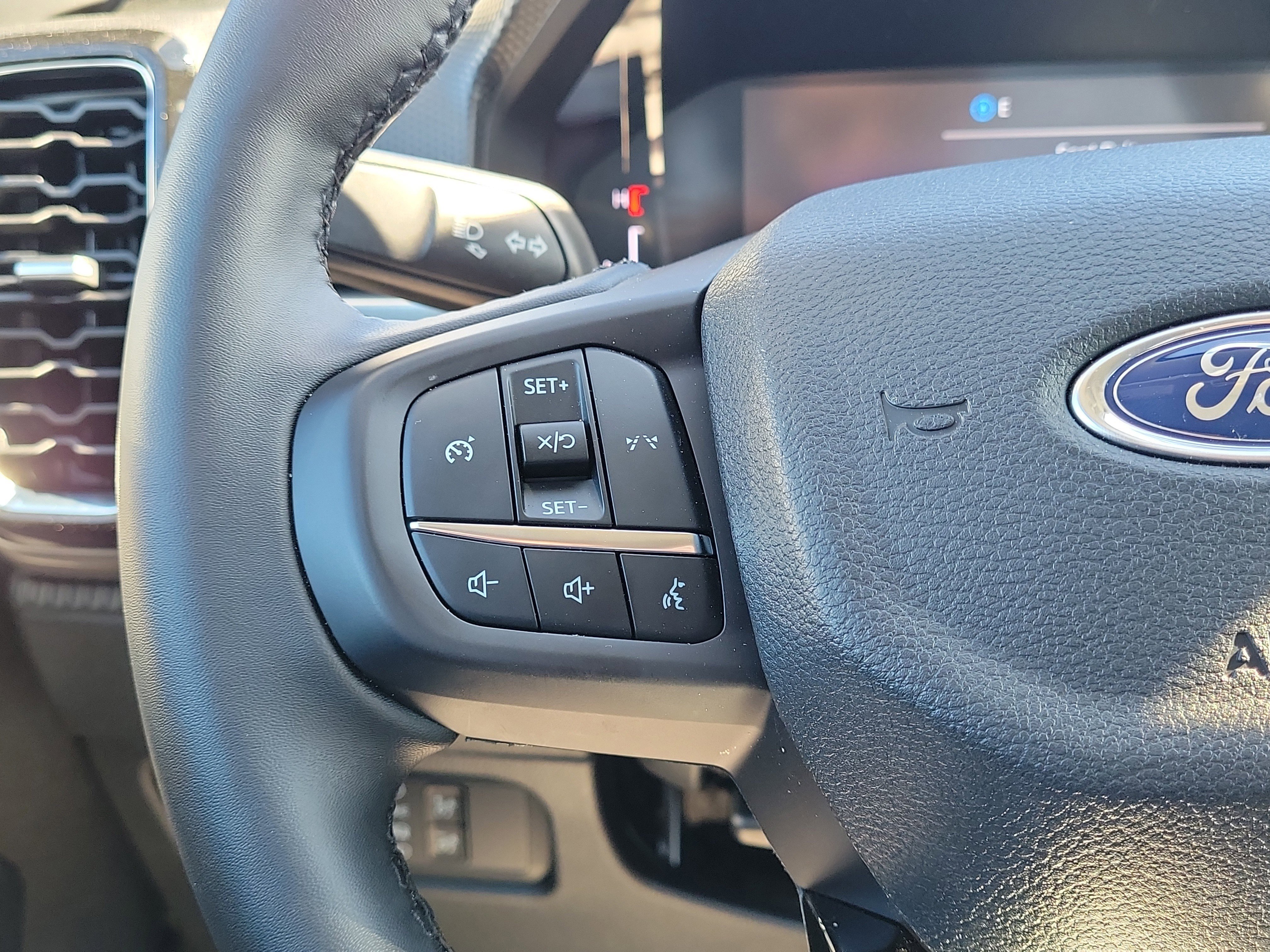 New 2025 Ford Ranger XLT w/ Convenience Package image 15