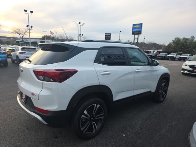New 2025 Chevrolet TrailBlazer LT w/ Convenience Package image 4