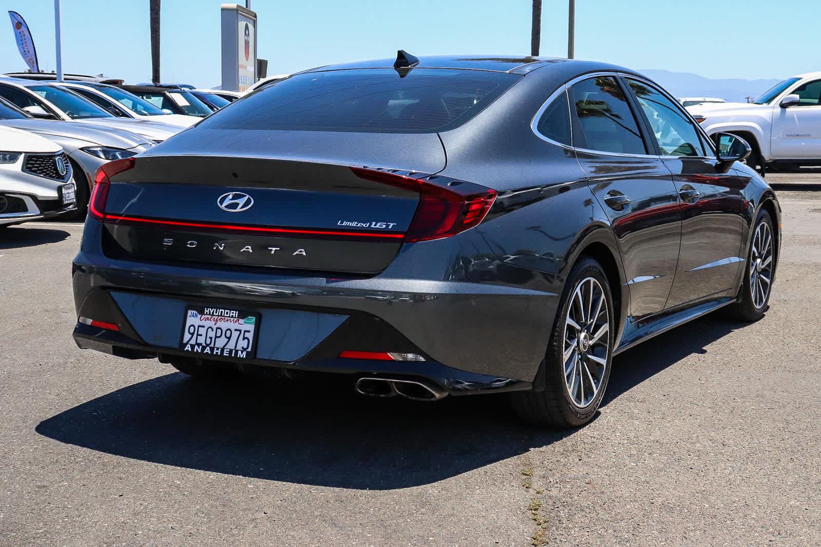 Used 2023 Hyundai Sonata Limited FWD image 7