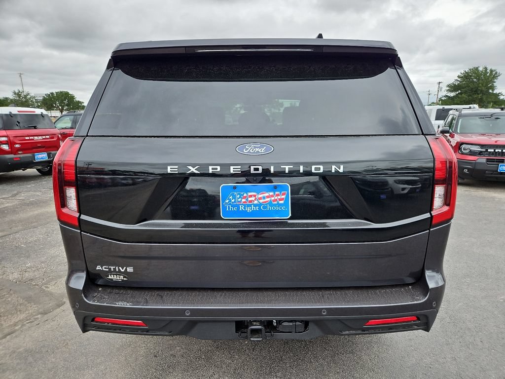 New 2026 Ford Expedition Active RWD image 10