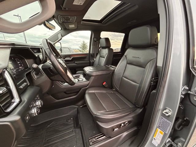 Used 2024 GMC Sierra 3500 Denali w/ Denali Reserve Package image 37