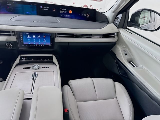 New 2025 Lincoln Navigator L Reserve image 25