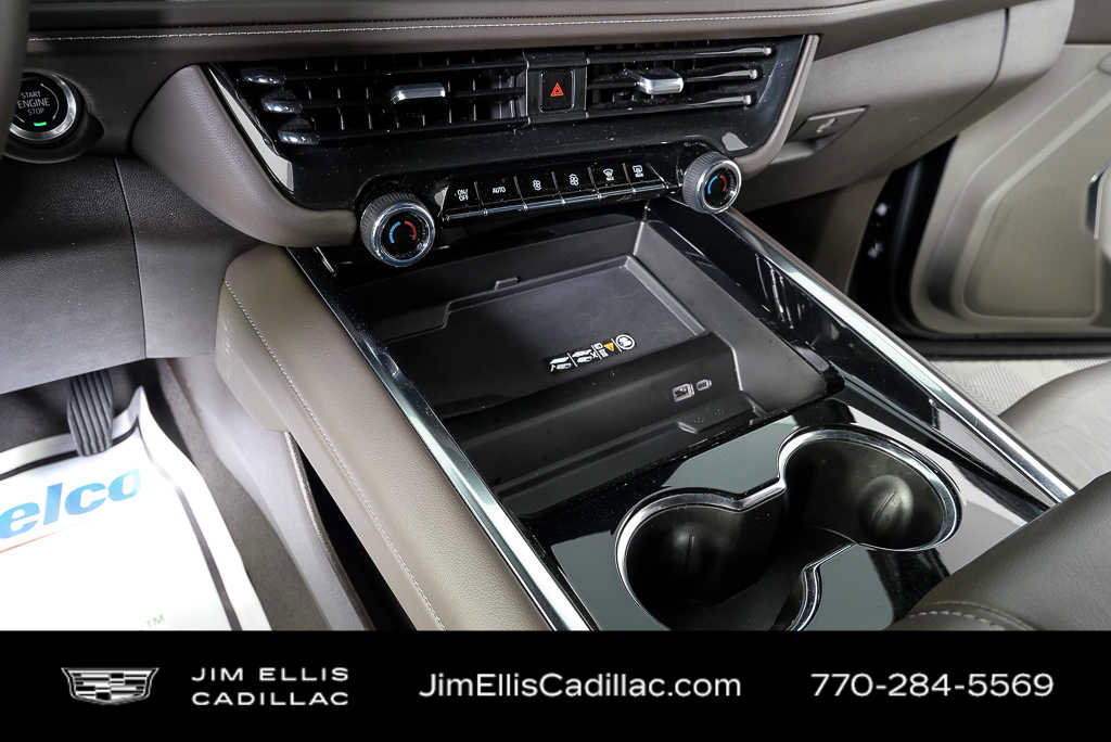 Used 2025 Chevrolet Tahoe LT RWD image 17