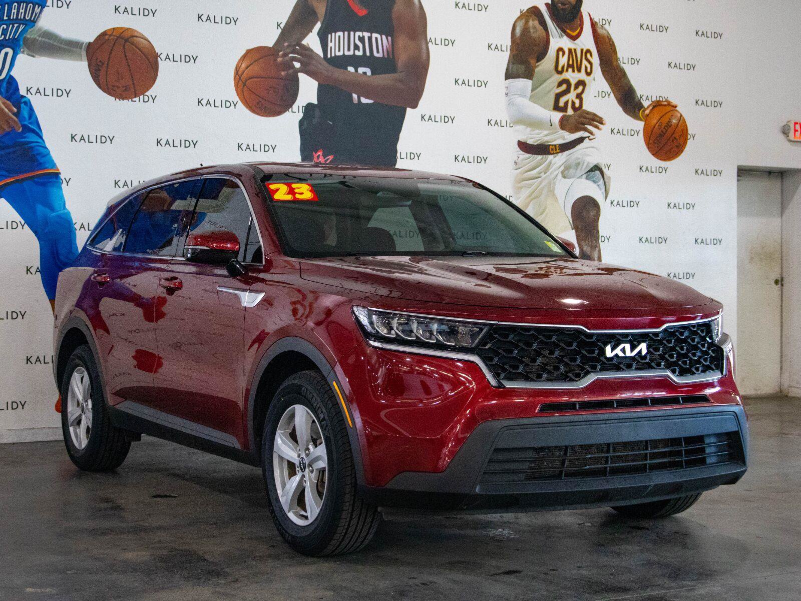 Used 2023 Kia Sorento LX FWD image 18