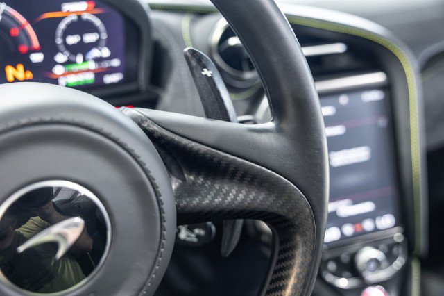 Used 2022 McLaren 720S Performance RWD image 37