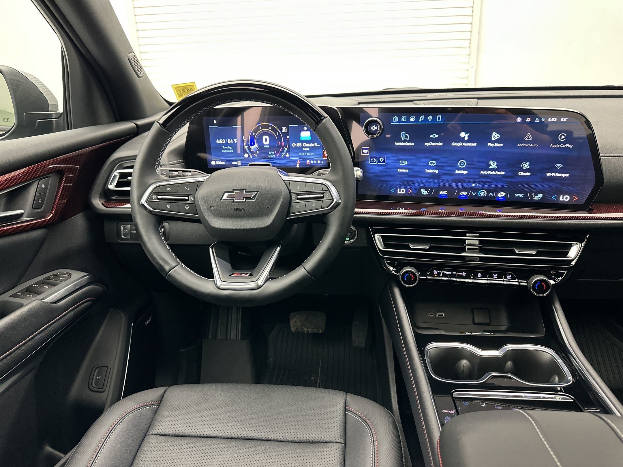 Certified 2026 Chevrolet Traverse Z71 w/ Enhanced Driving Package AWD/4WD image 29
