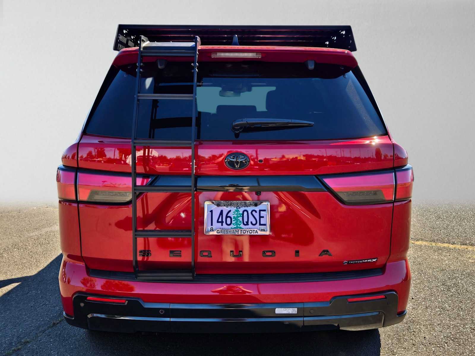 Certified 2025 Toyota Sequoia Platinum AWD/4WD image 4