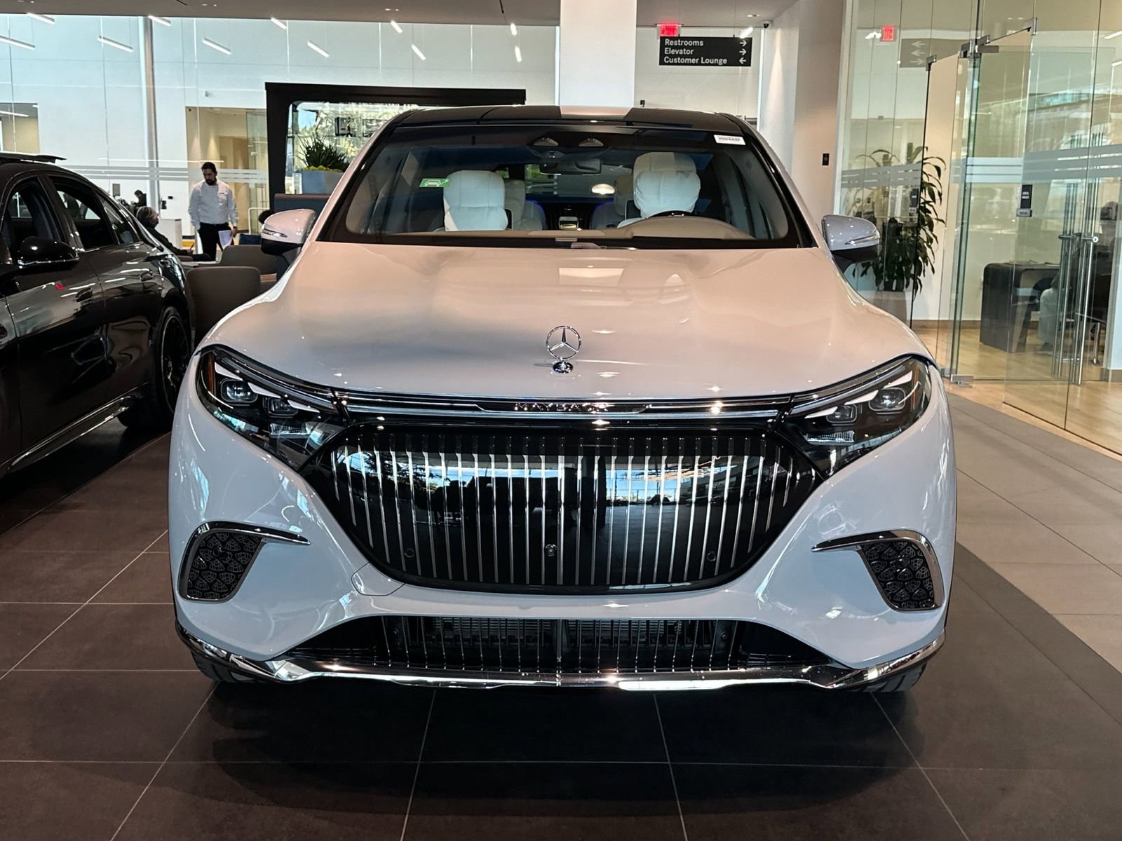 New 2025 Mercedes-Benz Maybach EQS 680 4MATIC image 8