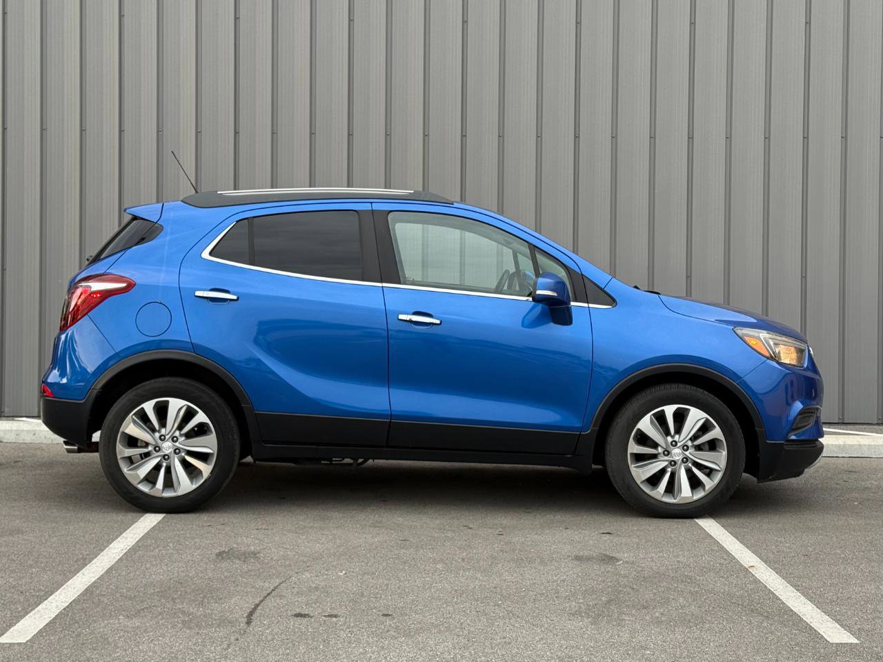 Used 2018 Buick Encore Preferred FWD image 4
