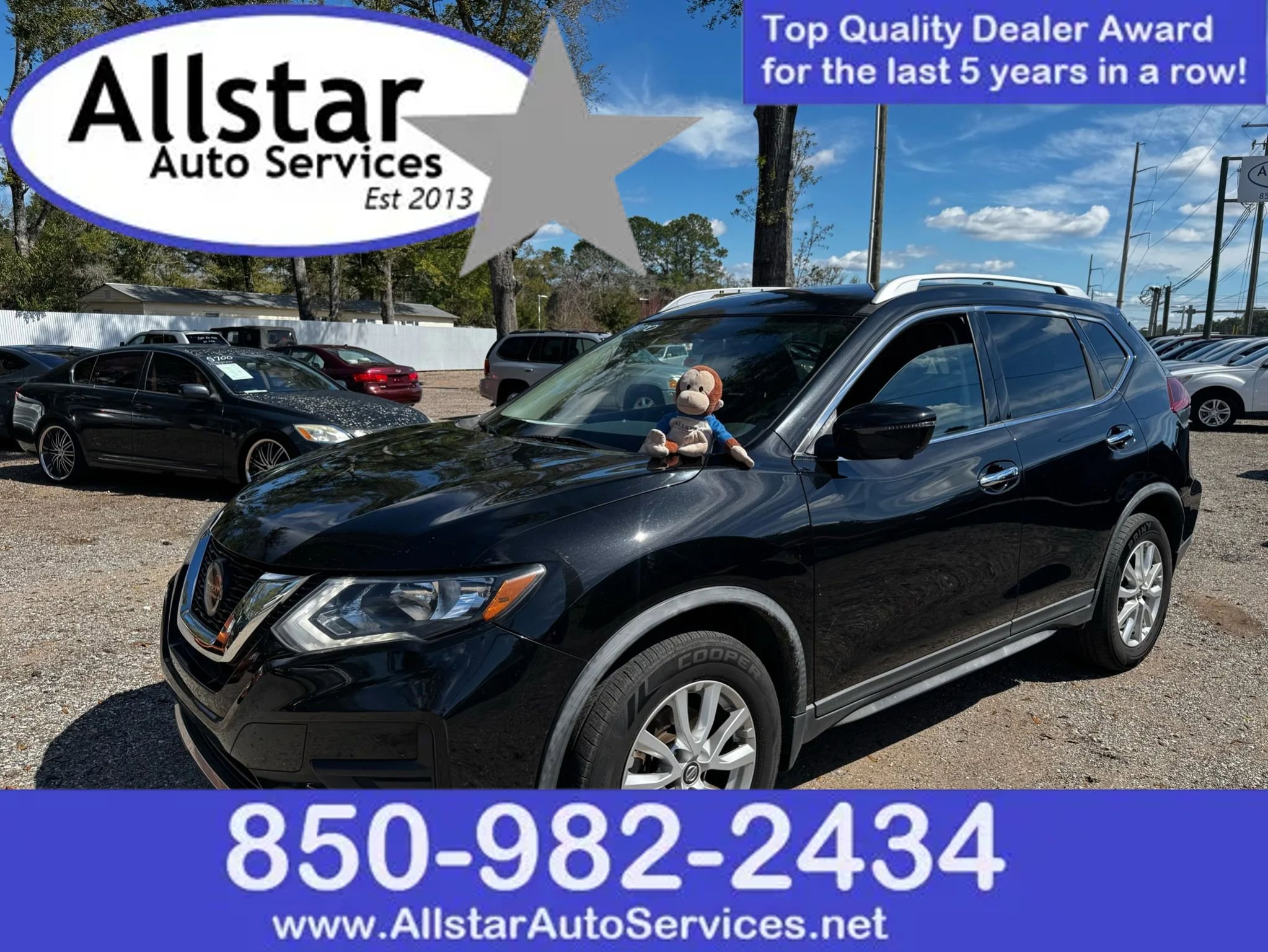 Used 2018 Nissan Rogue SV w/ Premium Package image 1