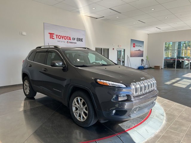 Used 2015 Jeep Cherokee Latitude w/ Cold Weather Group