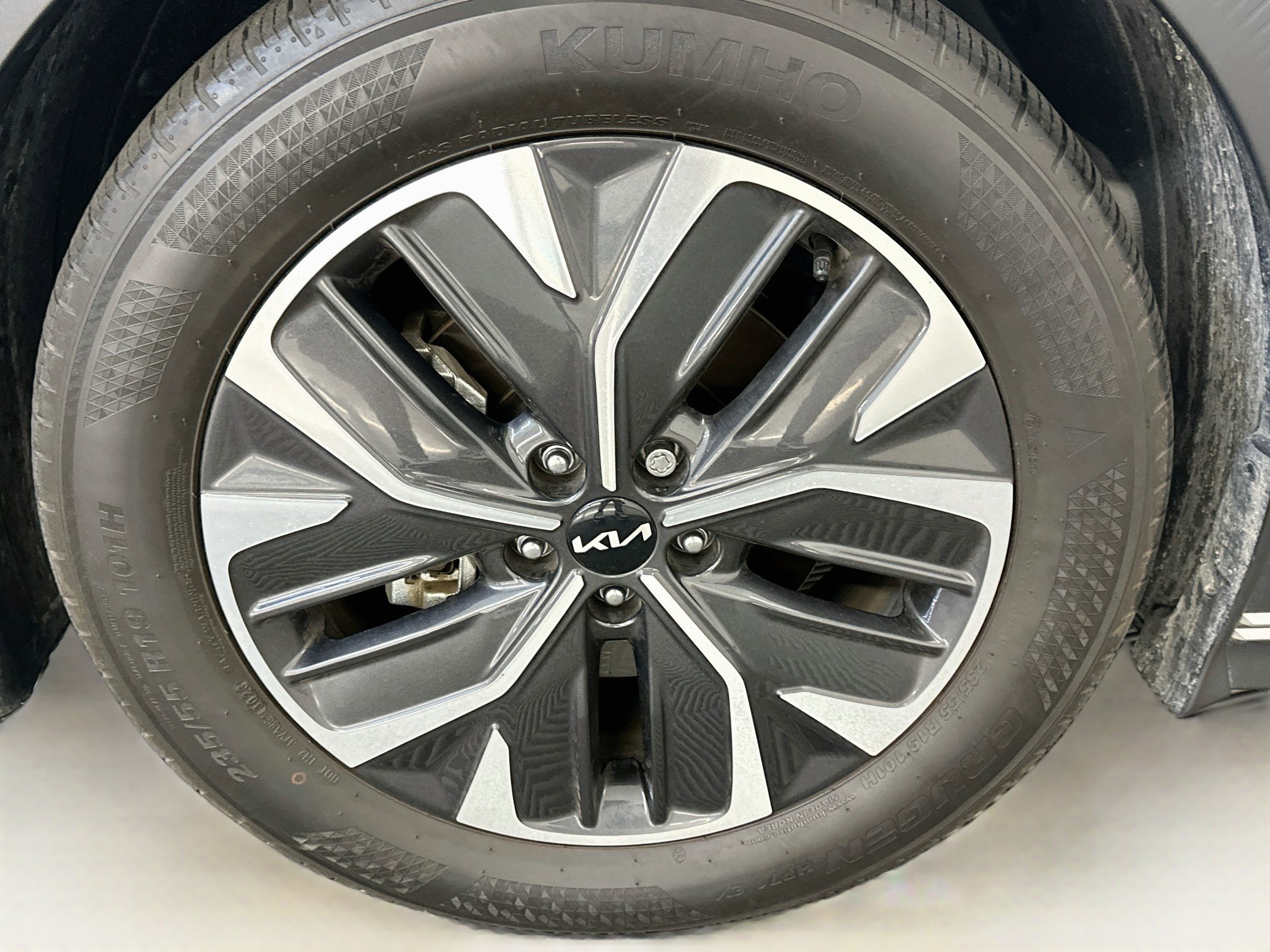Used 2024 Kia EV6 Light AWD/4WD image 11