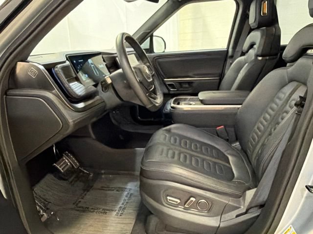Used 2023 Rivian R1T Adventure Dual AWD/4WD image 12