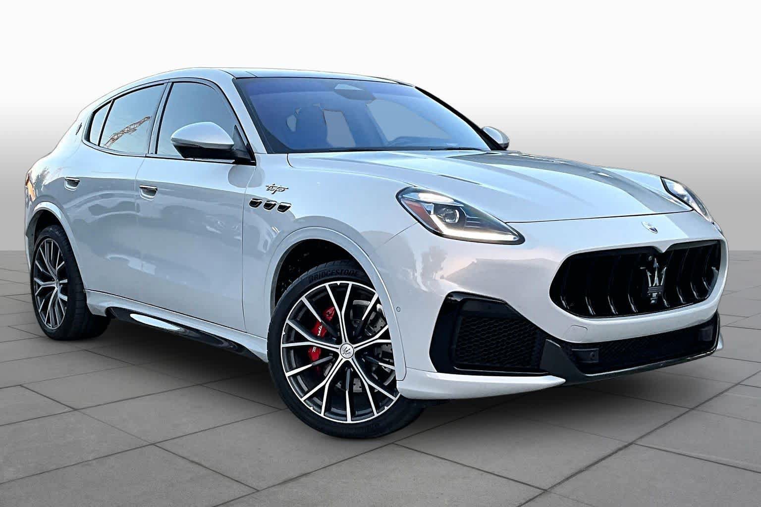 Used 2023 Maserati Grecale Trofeo AWD/4WD image 3