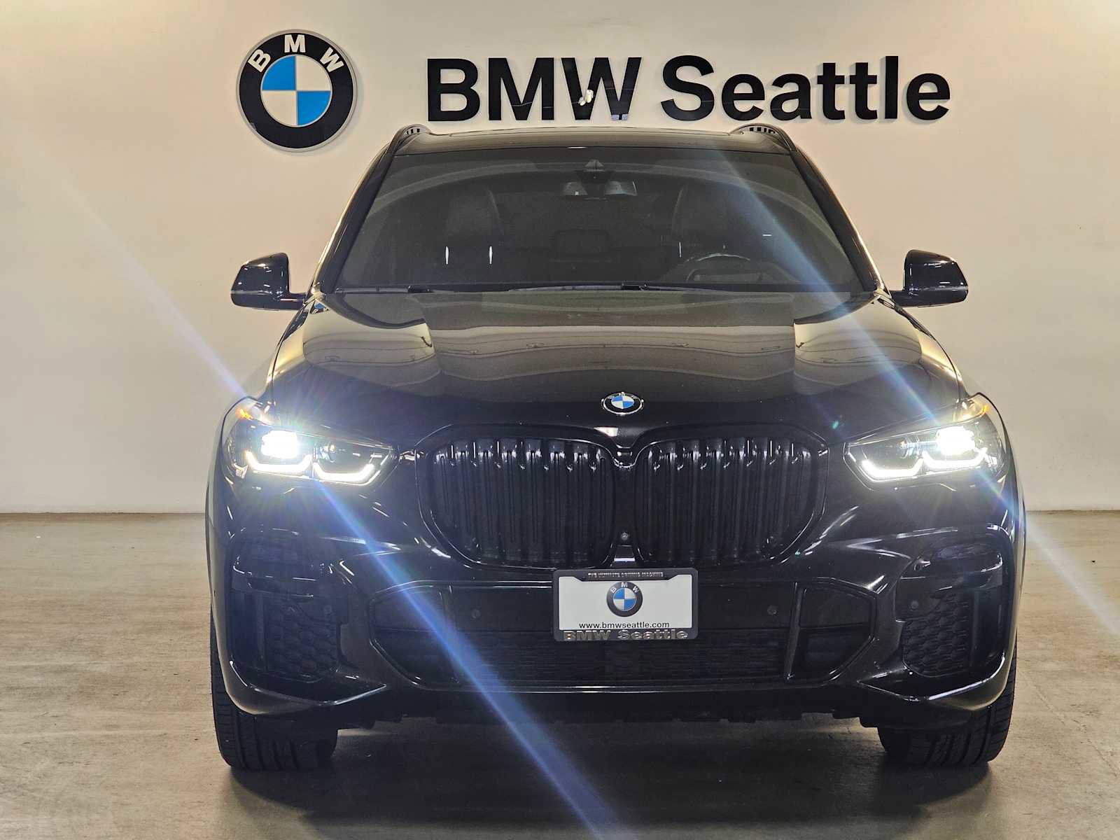 Used 2022 BMW X5 xDrive40i AWD/4WD image 11