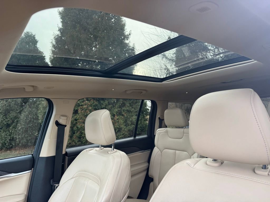 Used 2021 Jeep Grand Cherokee L Limited image 9