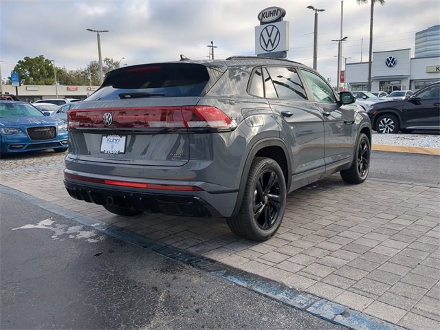 New 2026 Volkswagen Atlas Cross Sport SEL R-Line image 4