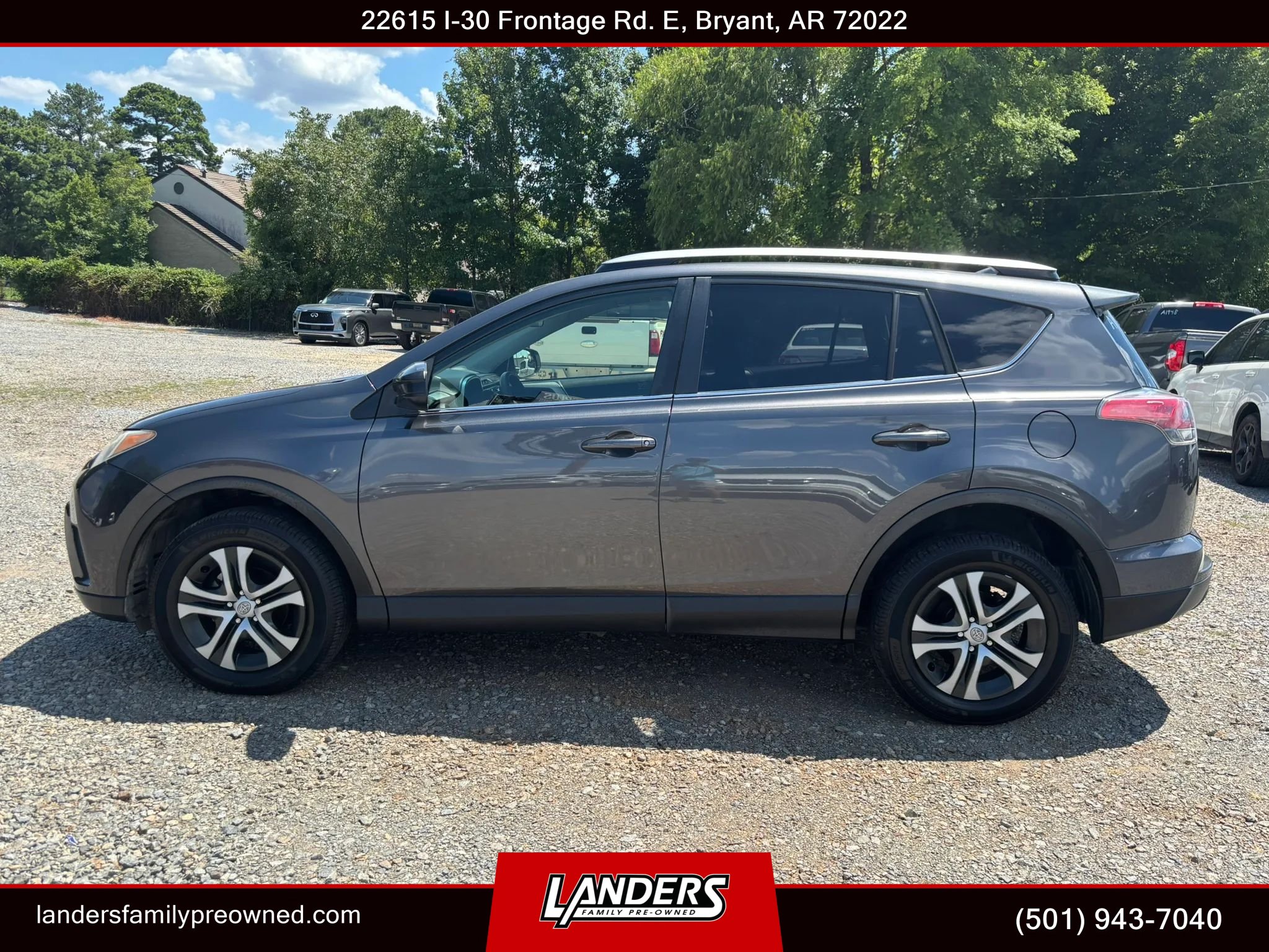 Used 2016 Toyota RAV4 LE FWD image 1