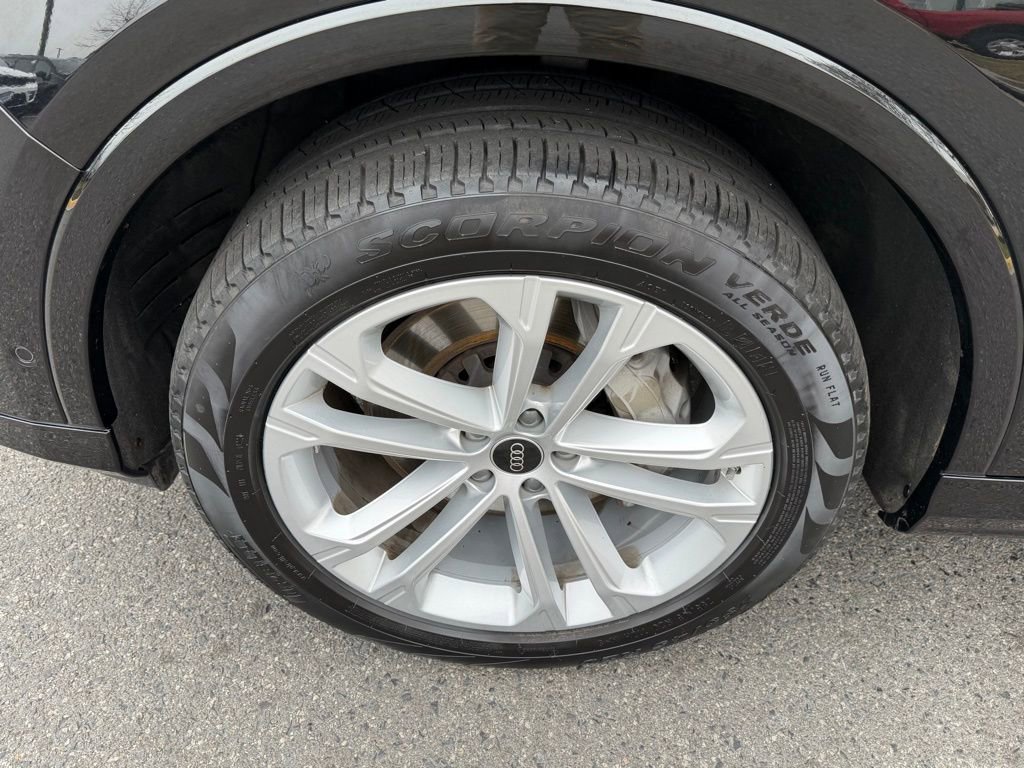 Used 2025 Audi Q7 3.0T Premium Plus image 12