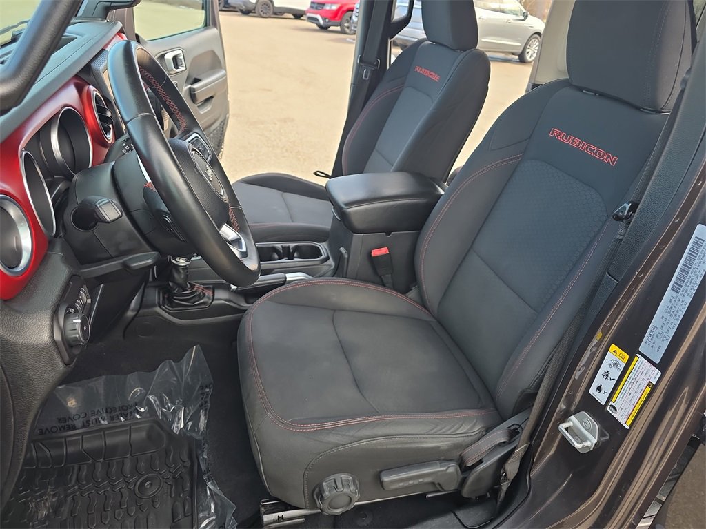 Used 2018 Jeep Wrangler Unlimited Rubicon w/ Dual Top Group image 14