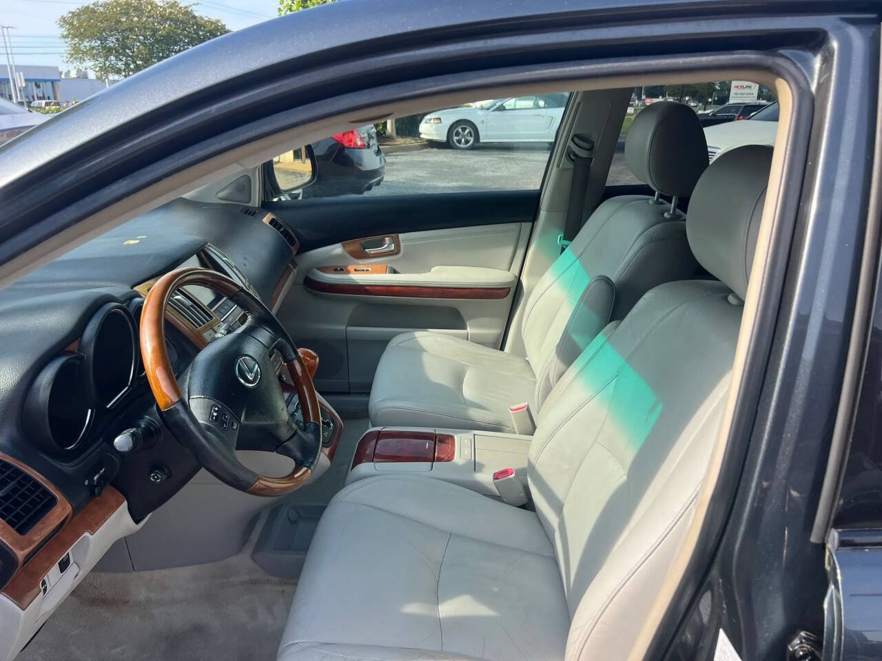 Used 2004 Lexus RX 330 AWD image 9