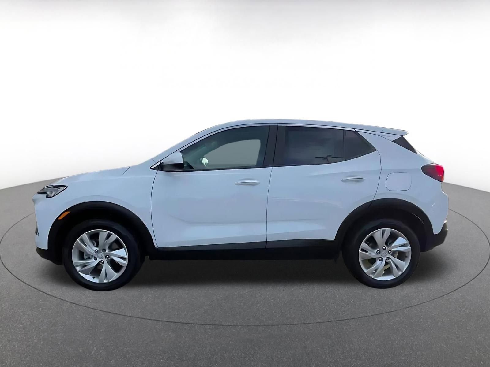 Used 2025 Buick Encore GX Preferred image 9