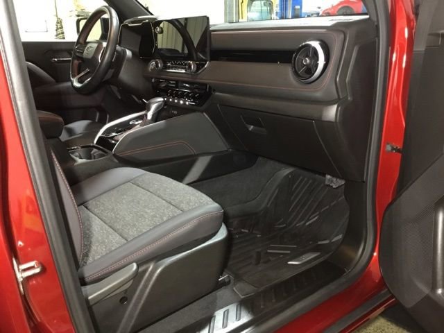 Used 2024 Chevrolet Colorado Z71 w/ Z71 Convenience Package 2 image 49