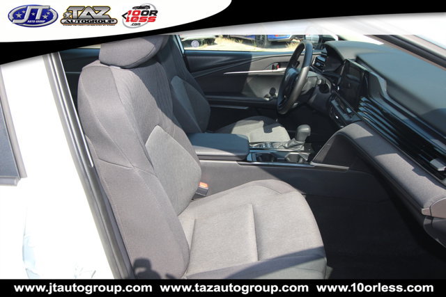 Used 2025 Toyota Camry LE FWD image 15