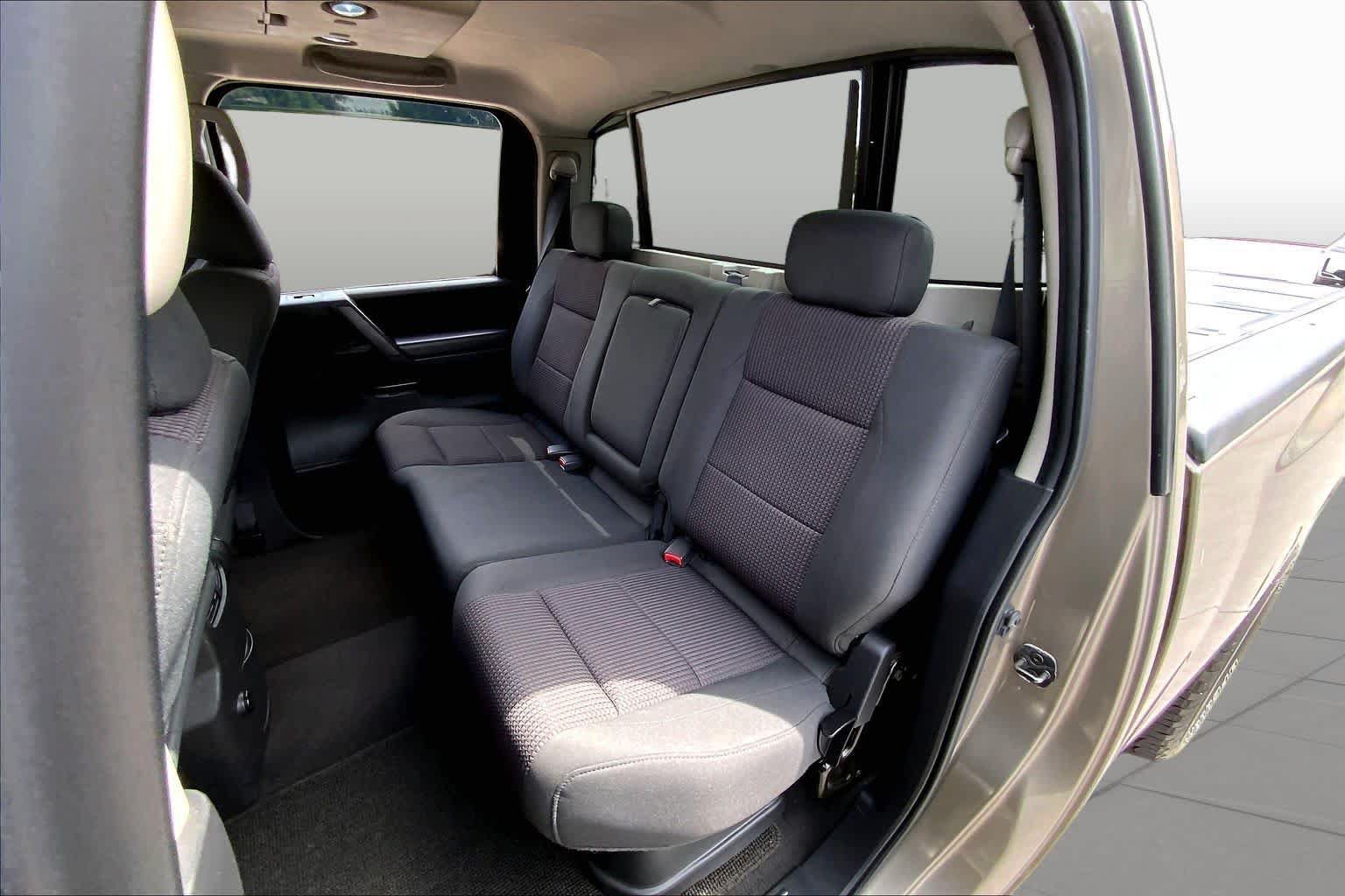 Used 2008 Nissan Titan LE RWD image 19