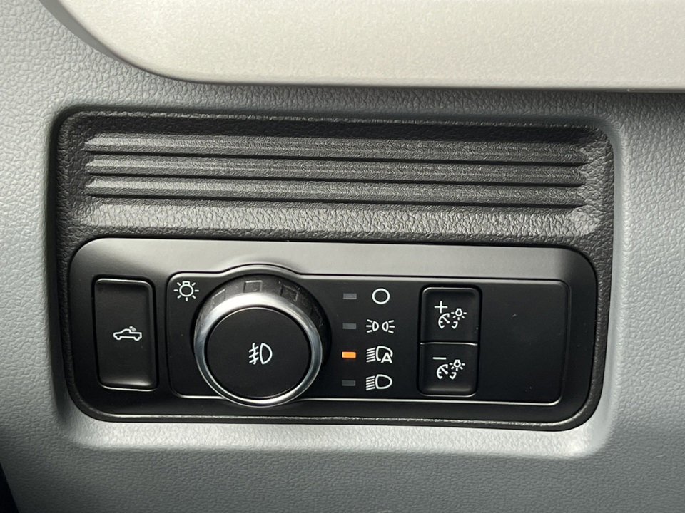 New 2026 Ford F250 4x4 Crew Cab Super Duty image 18