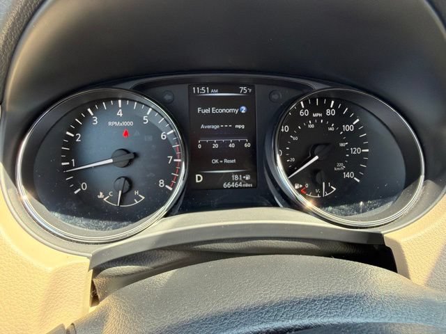 Used 2017 Nissan Rogue SV AWD/4WD image 20