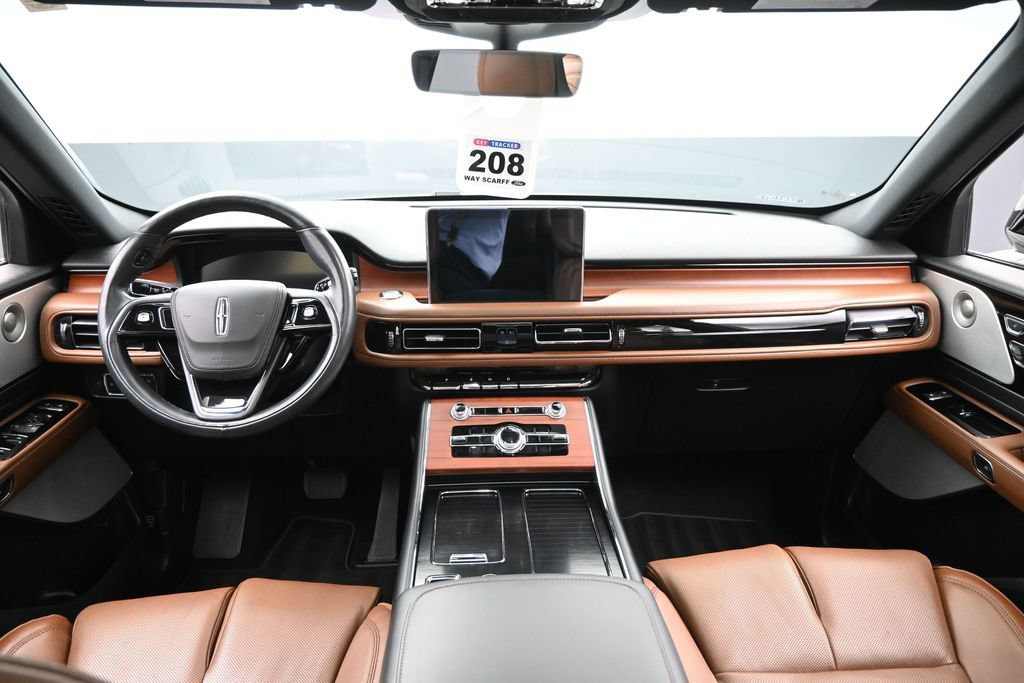 Used 2020 Lincoln Aviator Reserve w/ Equipment Group 202A AWD/4WD image 24