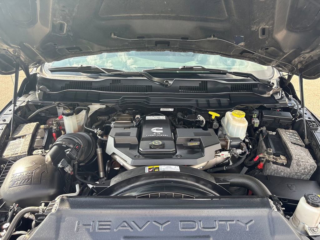 Used 2018 RAM 5500 Tradesman w/ Power & Remote Entry Group RWD image 6