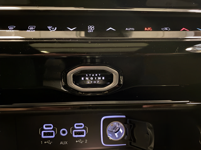 New 2026 Jeep Grand Cherokee L Limited AWD/4WD image 17