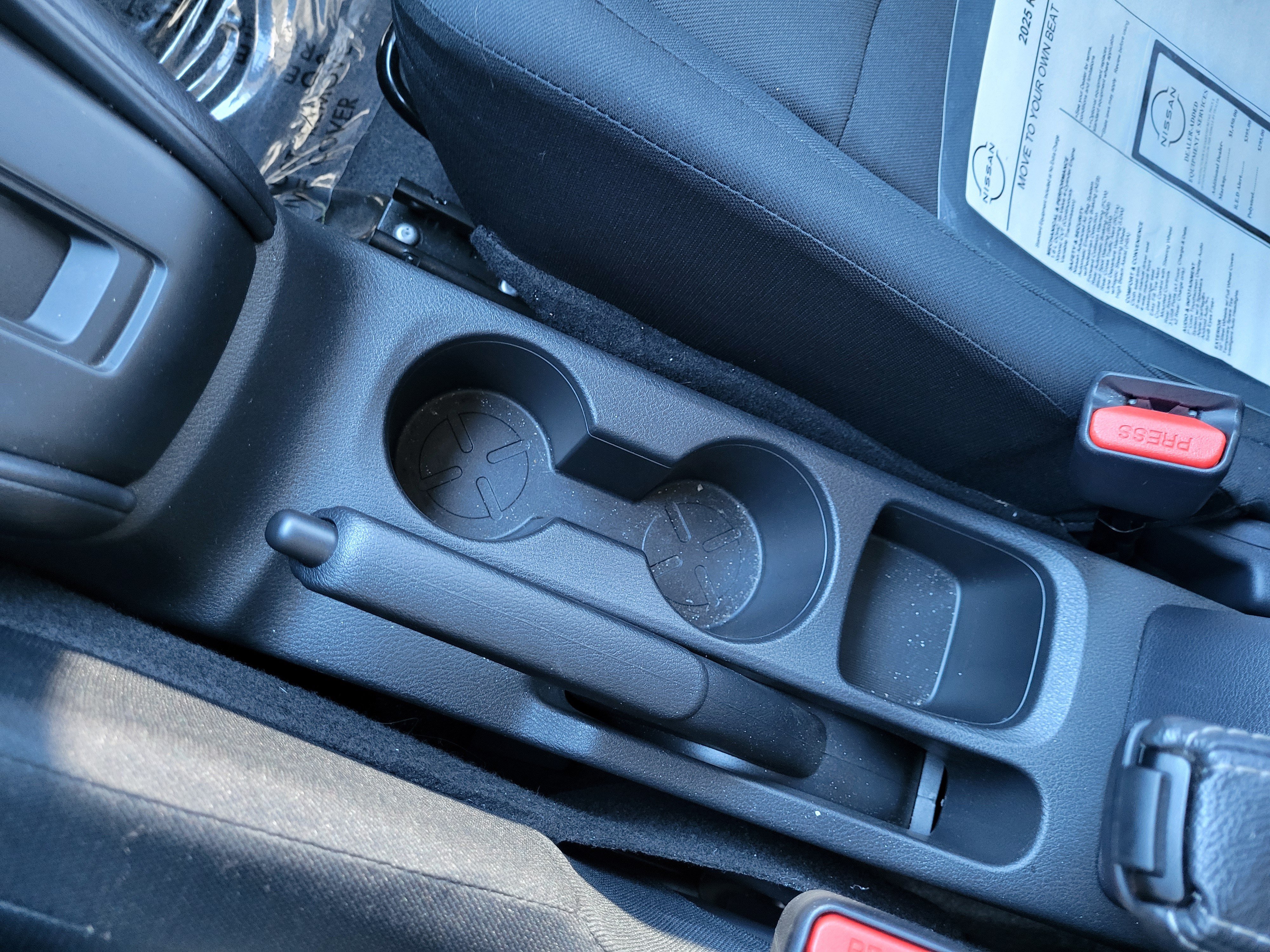 Certified 2025 Nissan Kicks Play S FWD image 21