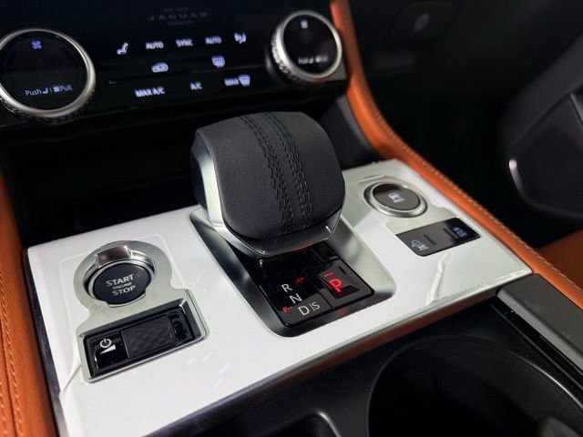 New 2026 Jaguar F-PACE R-Dynamic S image 19