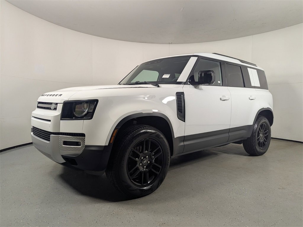 Used 2025 Land Rover Defender 110 S image 3