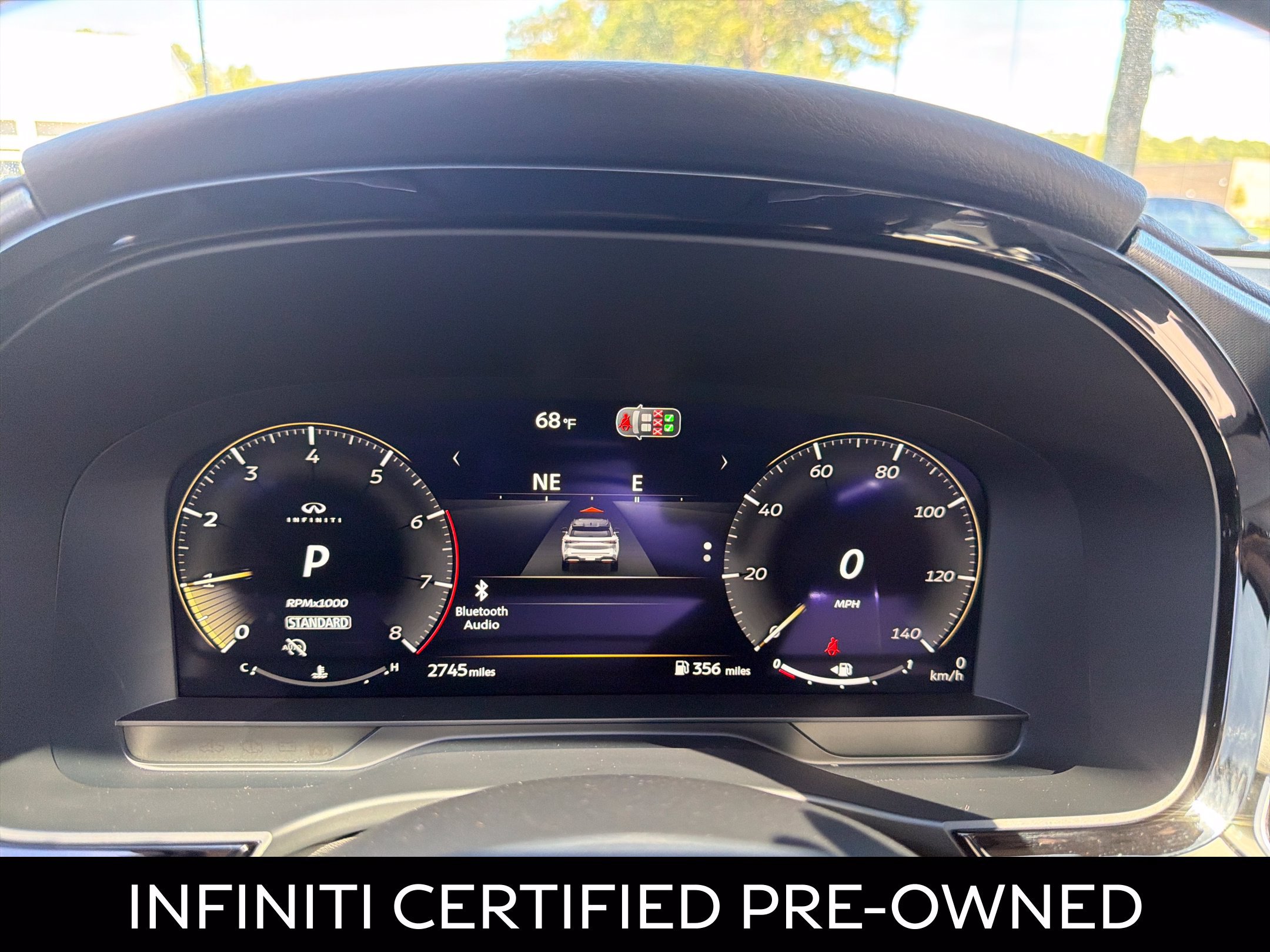 Certified 2026 INFINITI QX60 Luxe w/ Cargo Package FWD image 4