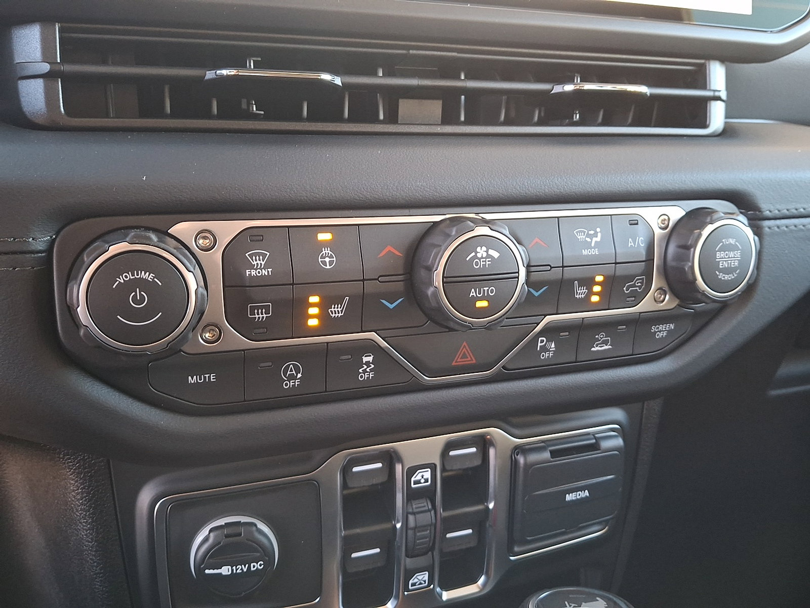 New 2026 Jeep Wrangler Sahara image 12