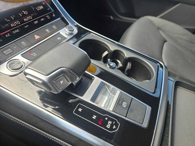 Used 2025 Audi Q7 3.0T Premium Plus AWD/4WD image 33